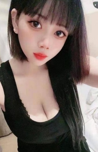 新人下海 臀庭胸大