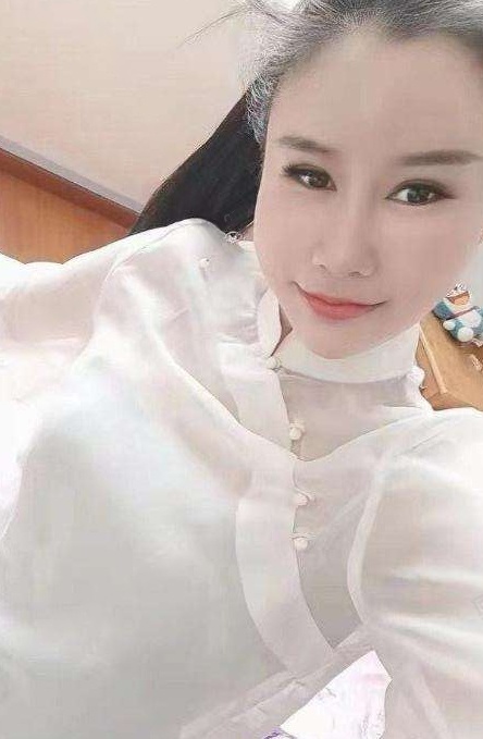 体验小妹雅茹