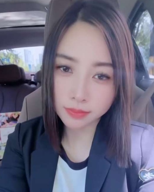 仁和路健身美女木木