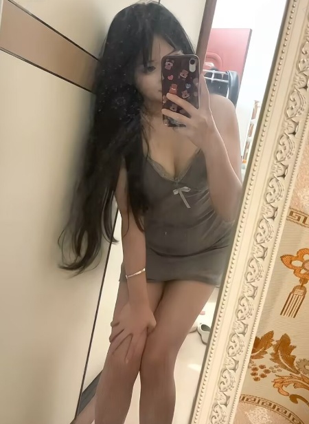 丰满翘臀性感服务好妹子