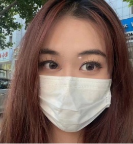 高新年轻小妹