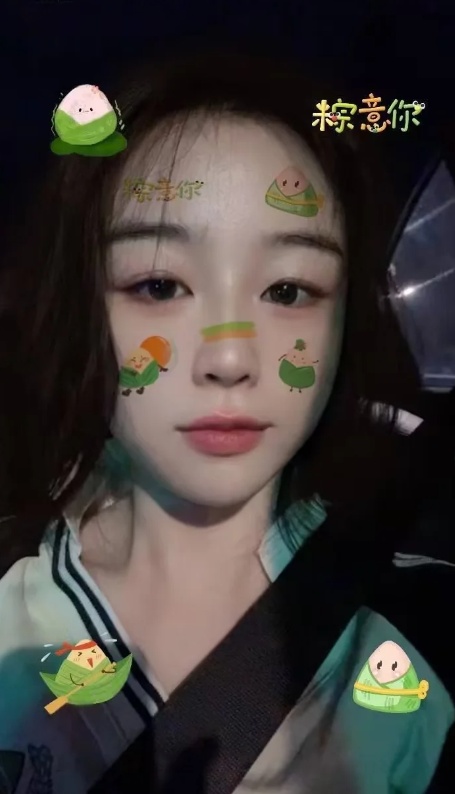 制服控微胖小少妇