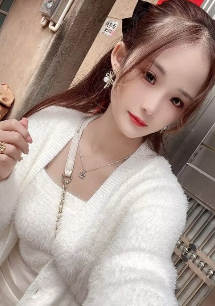武侯御姐口活很棒逼粉水多