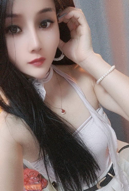 妩媚大胸少妇