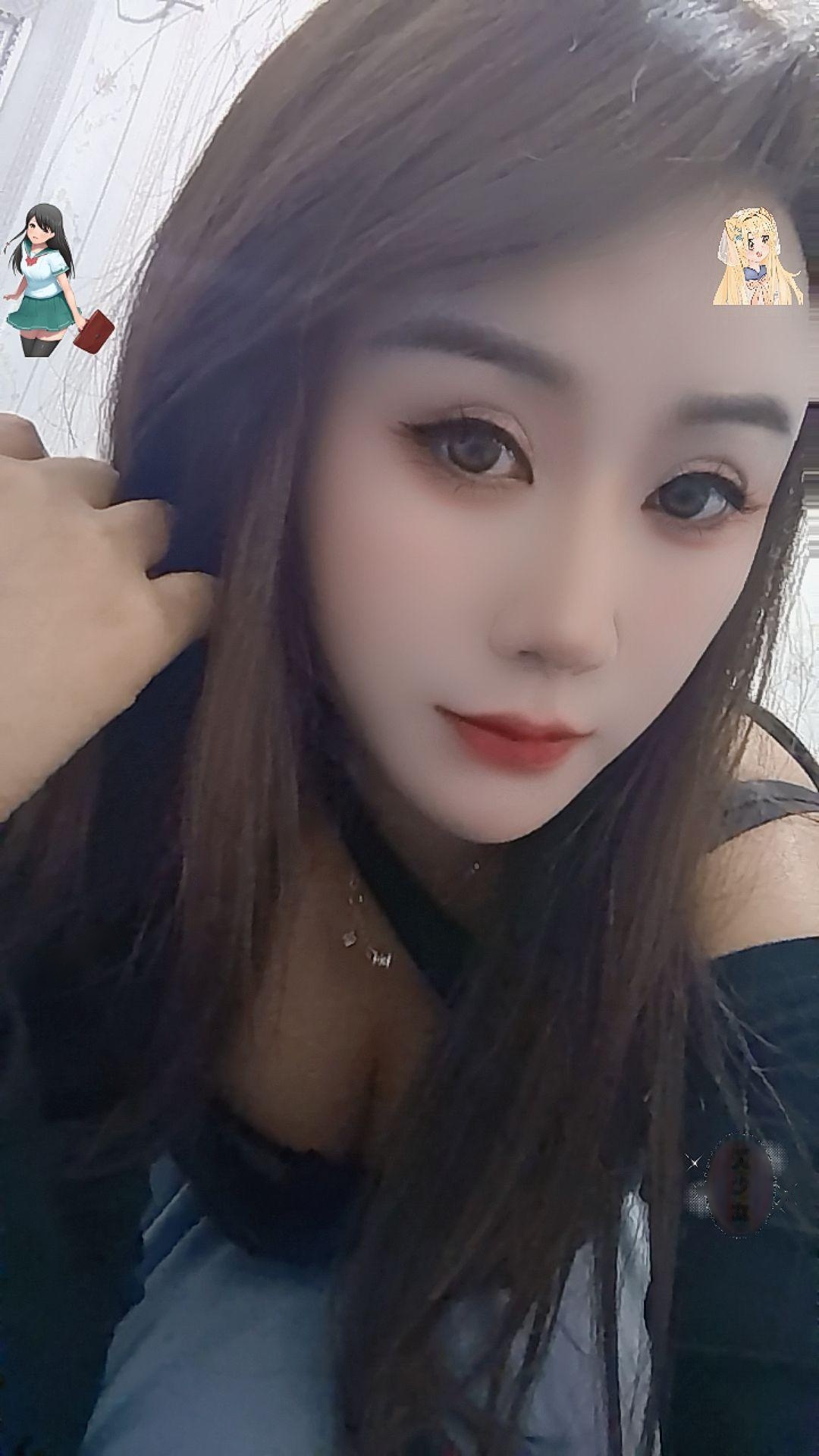 西丽贫乳小骚妇