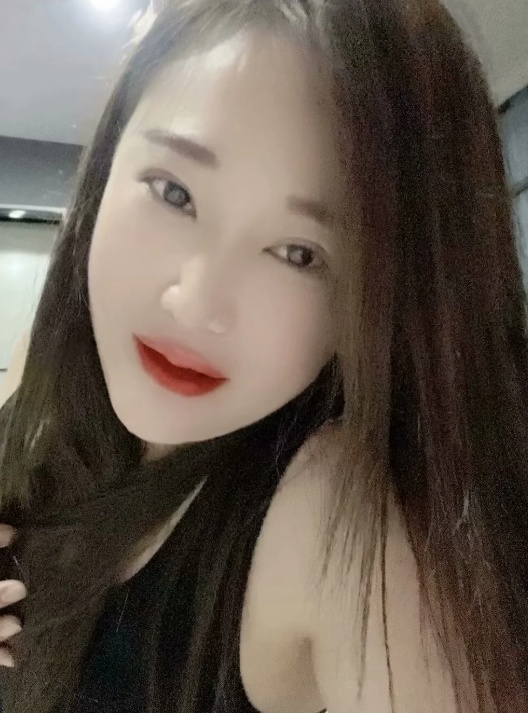 居家肉臀小骚货