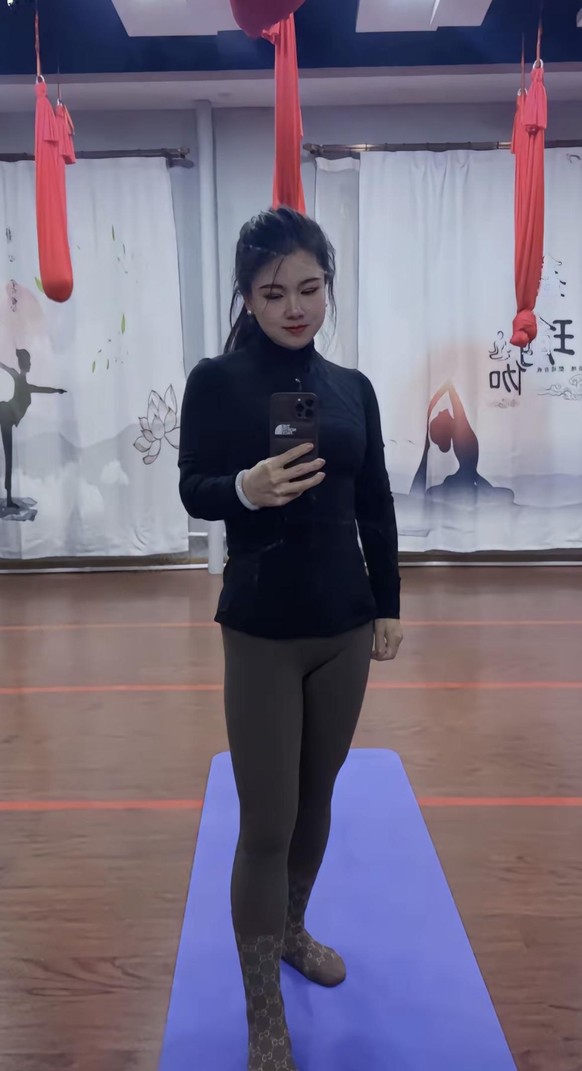 东城骚货，小穴会自己动