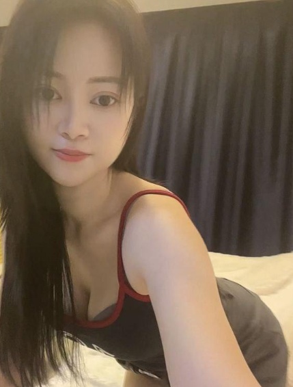 南城颜值贴心表妹