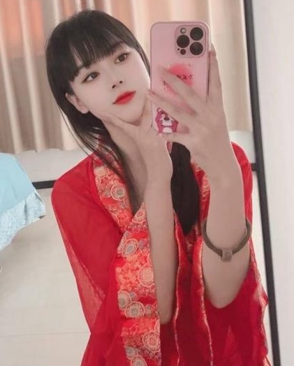 南山西丽小巧嫩妹