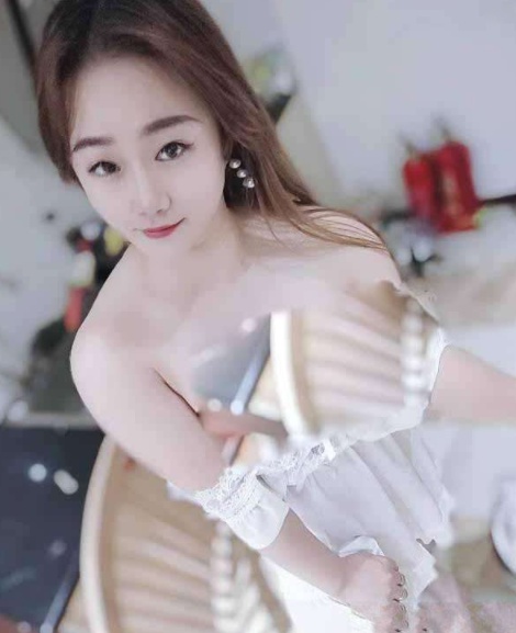 萧山彤彤