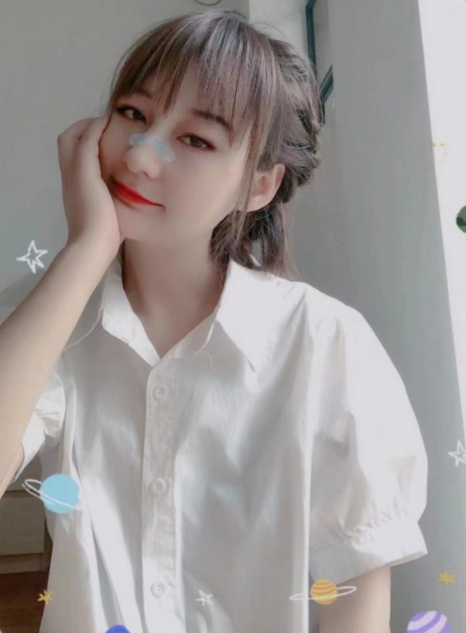 短发大胸兼职嫩妹