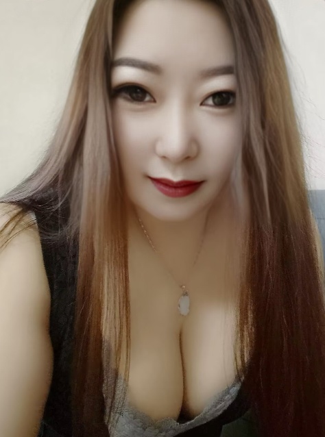 丰臀巨乳梦琪
