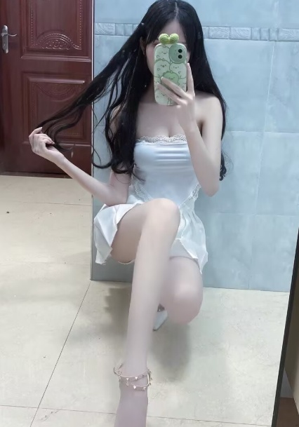 骚货身材火辣兼职妹妹