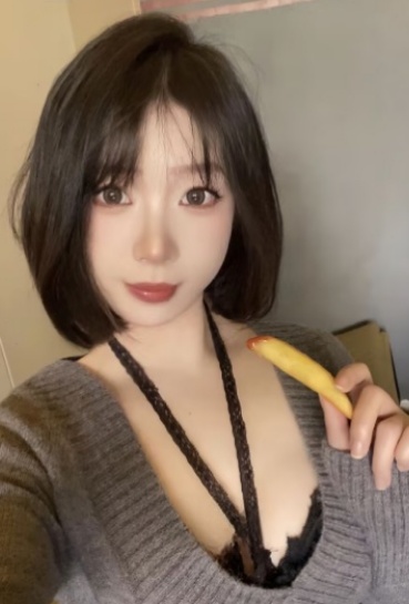 龙华妖精的挑逗能力很强