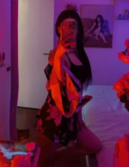 B紧粉嫩思若