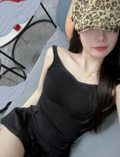 身材腿长腰细小姐姐