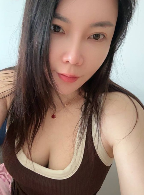 闵行大屁股少妇