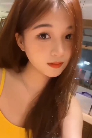 复地广场小姐姐