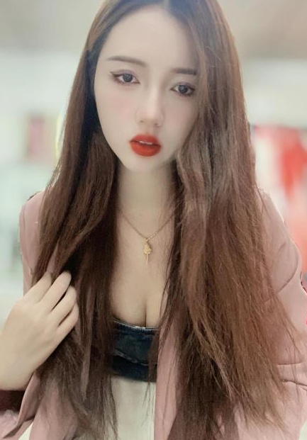 性感大胸小美妞