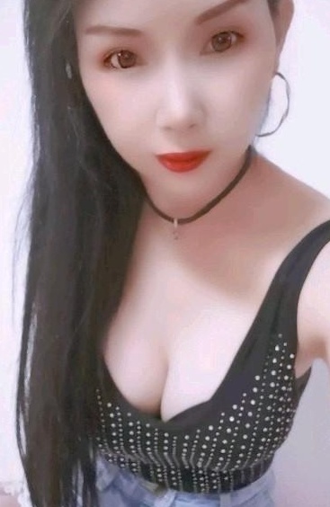 龙华性感大臀御姐