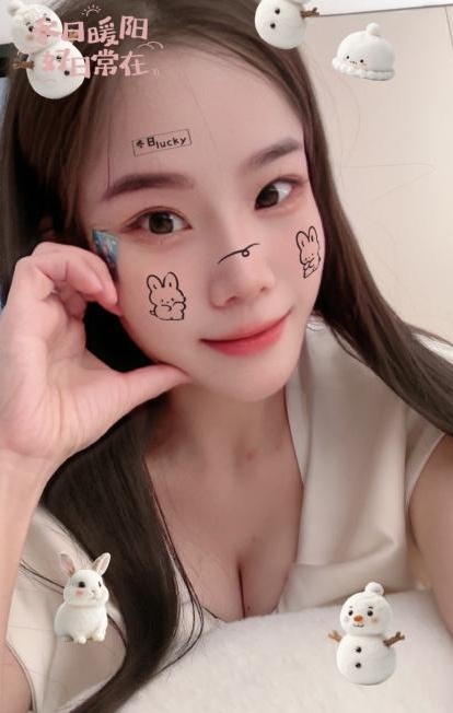 美甲店兼职妹子