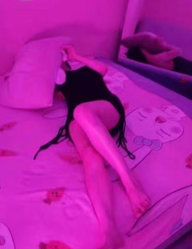 蜀山苗条中项语霏