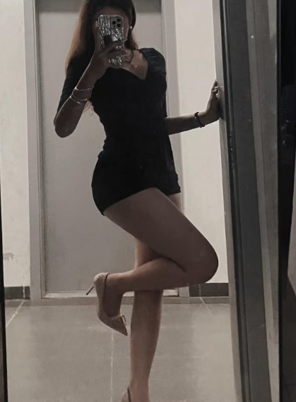 波大丰满小姐姐