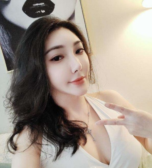 南山健身教练岁岁