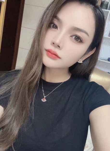 做美容的黑丝异域风情