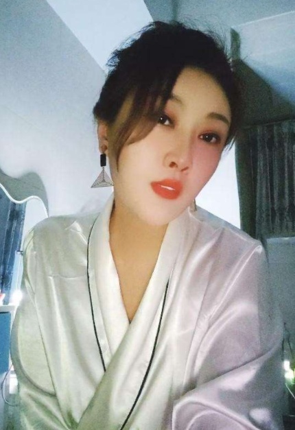 海珠石溪骚黄咪
