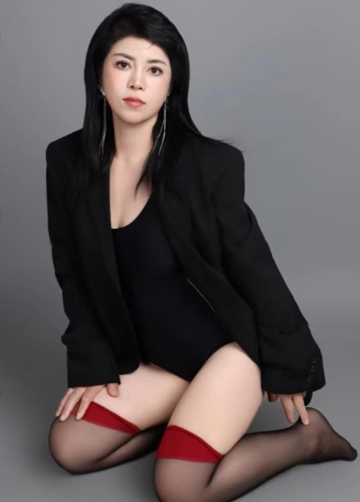 熟妇樱桃逼