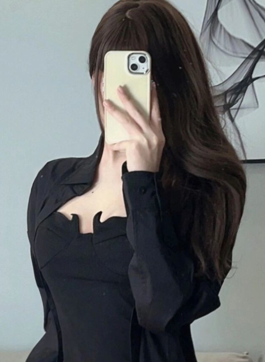 朝阳苗寨小妹