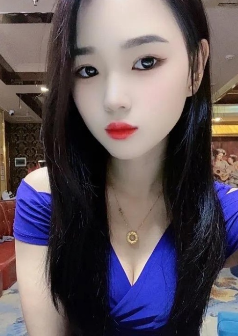 风骚御姐性感丰满服务超好姿势到位
