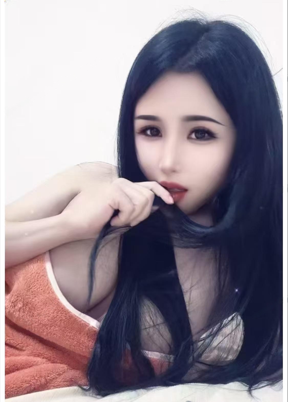 美乳美臀小狐狸