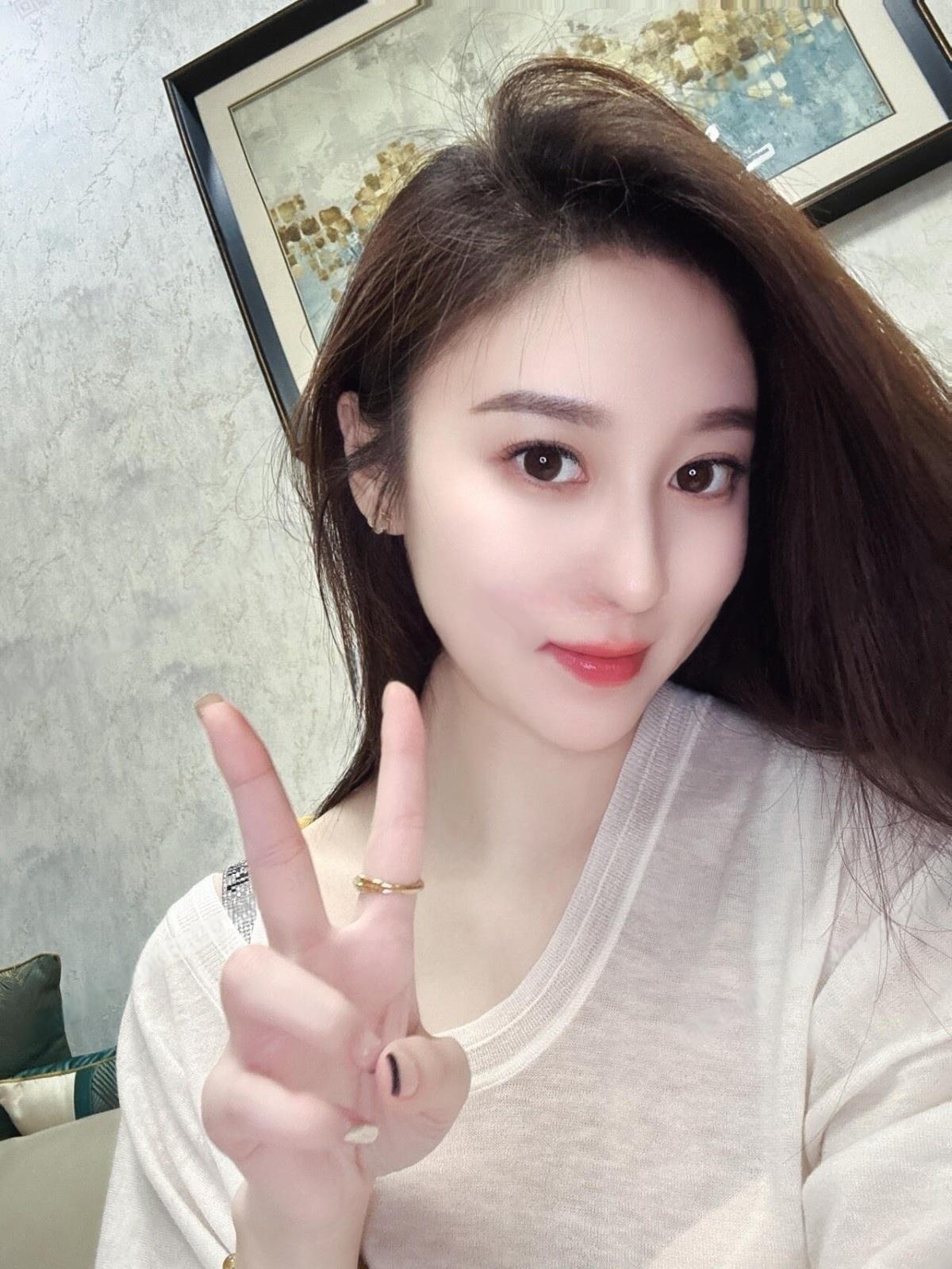 江宁服务系美女