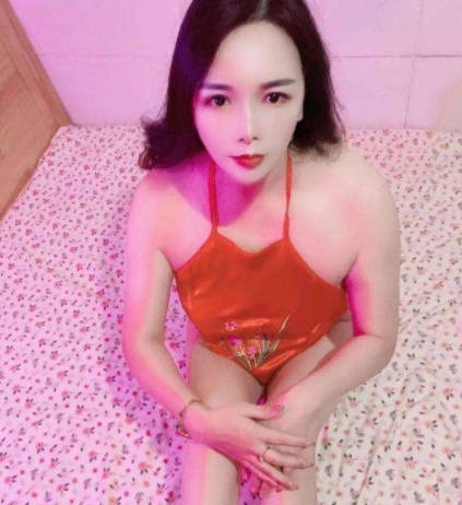 虹口性感制服少妇丽芳