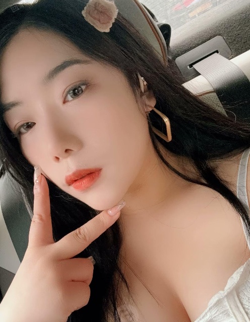 嘉定，Q弹丰乳慕儿