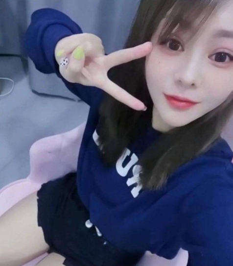 徐汇轩宝小女友