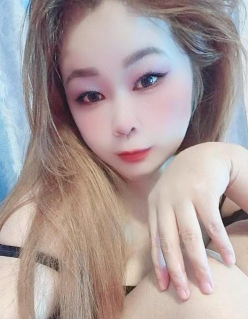 验证实惠泻火少妇