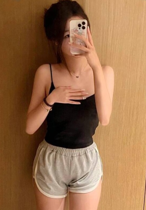 三点粉的小妹水很多是个白虎mm