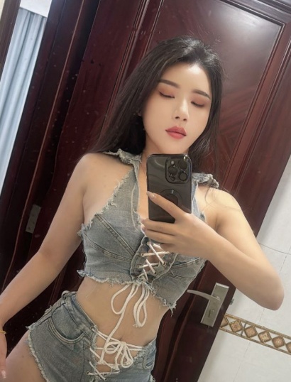 南湖性感深喉妹妹