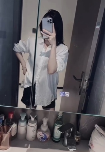 南关区美腿辣妹盈盈