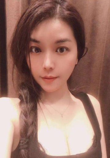 大胸御姐