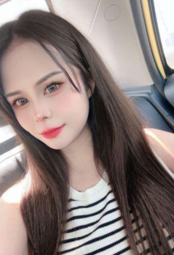 新疆气质美女
