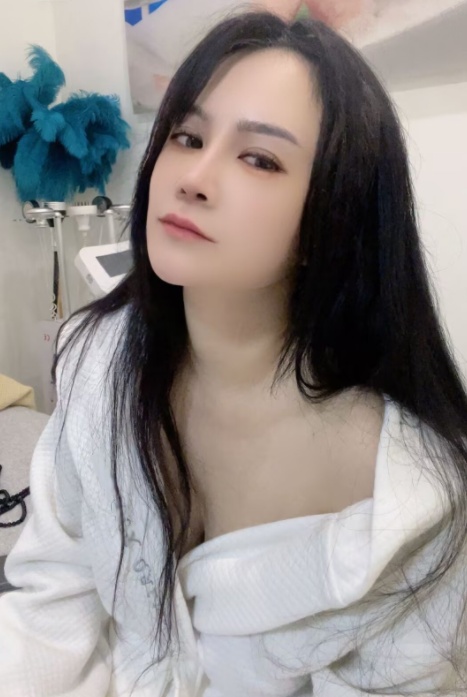 万达大奶子的小姐姐