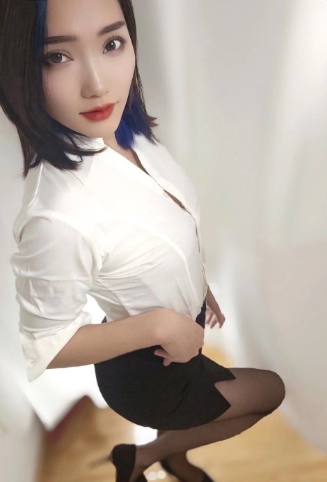 丝足女王Lisa