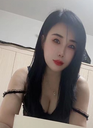 宝通寺迷人小少妇