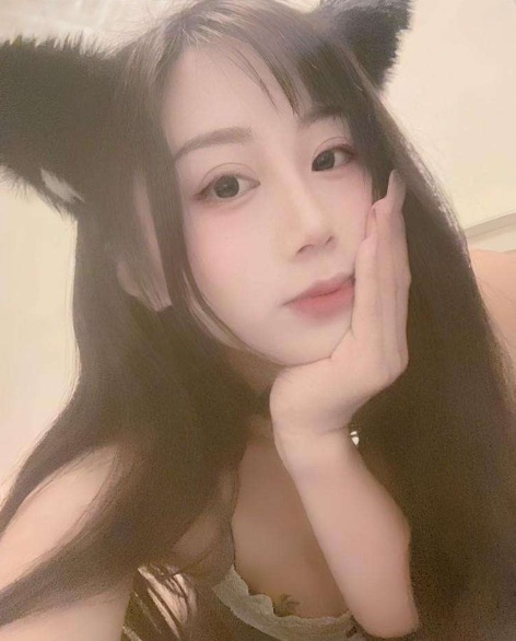 东站大奶纹身骚妹