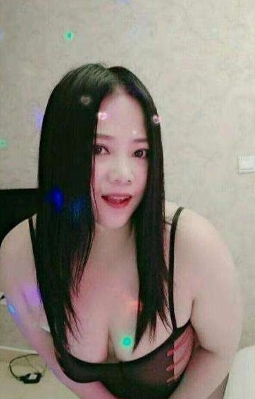 渝北风骚白皙大胸少妇