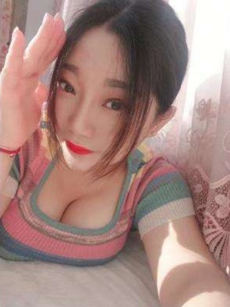 妩媚大胸少妇